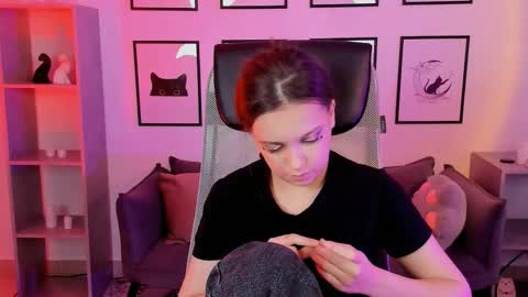 Eva online show from March 28, 2026, 6:13 am