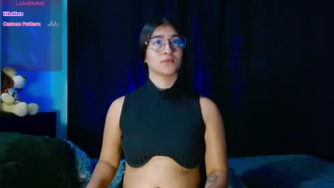 Evah Lee online show from October 17, 2025, 4:48 am