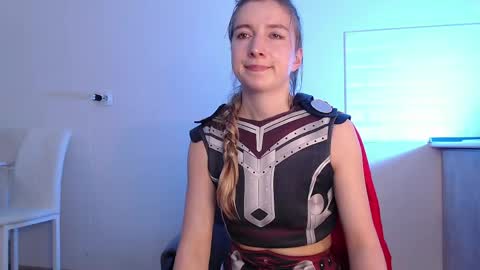 Eva online show from May 7, 2026, 4:40 am