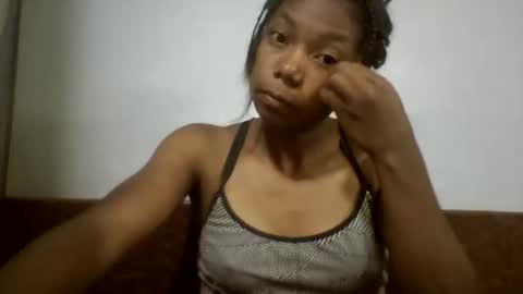 evahaldy online show from November 8, 2025, 6:51 pm