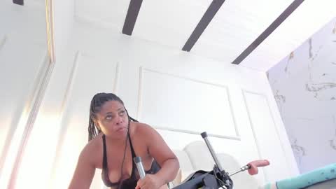 Snapshot of evahalston chatting on May 21, 2026, 8:16 pm evahalston online show from May 21, 2026, 8:16 pm