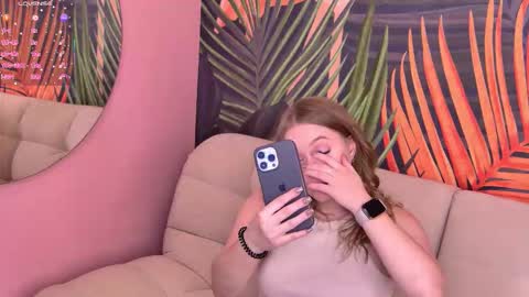 Snapshot of evahariss1 chatting on October 24, 2025, 10:22 am evahariss1 online show from October 24, 2025, 10:22 am