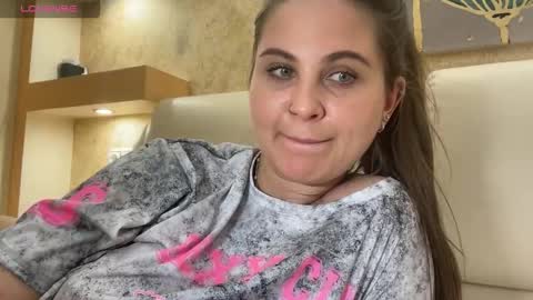 Snapshot of evahazardd chatting on October 24, 2025, 2:57 pm EvaHazard online show from October 24, 2025, 2:57 pm