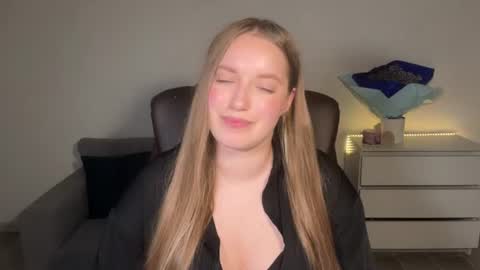 Eva online show from June 19, 2026, 8:34 pm
