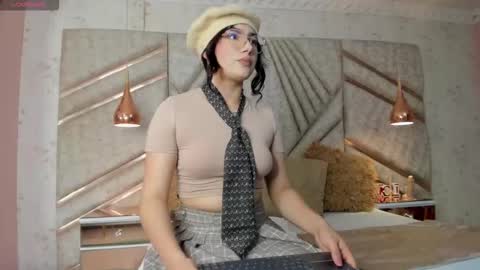 Eva online show from September 11, 2025, 12:05 pm