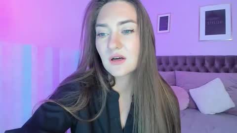 Snapshot of evalaniss chatting on May 7, 2026, 3:12 am Eva online show from May 7, 2026, 3:12 am