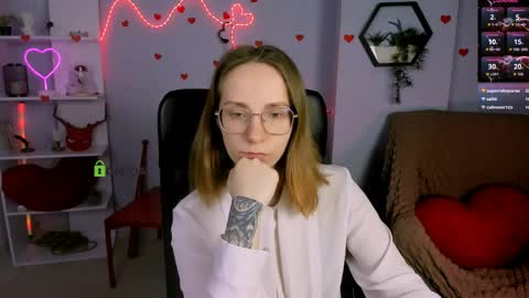 evalora online show from April 26, 2026, 7:22 pm