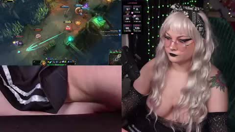 Eva  online show from November 13, 2025, 10:25 am