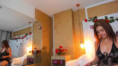 evamilf24 online show from February 19, 2026, 12:12 pm