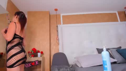 evamilf24 online show from July 1, 2026, 12:29 pm