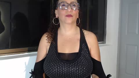 Snapshot of evamills1 chatting on December 15, 2024, 3:09 pm Eva Mills online show from December 15, 2024, 3:09 pm