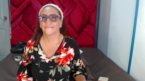 Snapshot of evamills1 chatting on December 17, 2024, 8:21 pm Eva Mills online show from December 17, 2024, 8:21 pm