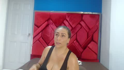 Snapshot of evamills1 chatting on February 1, 2025, 12:16 pm Eva Mills online show from February 1, 2025, 12:16 pm