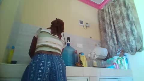 Snapshot of evamyler chatting on September 17, 2025, 11:12 am evamyler online show from September 17, 2025, 11:12 am