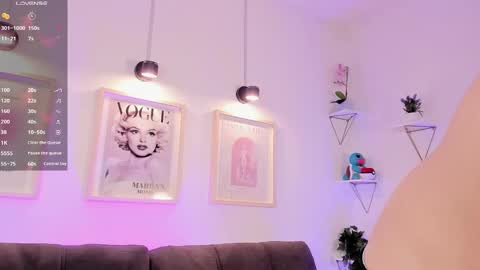 Evan voss  help me get 200 likesindependent model online show from September 17, 2025, 11:23 am