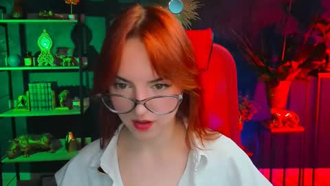 Snapshot of evanellson chatting on January 28, 2025, 12:32 pm Eva online show from January 28, 2025, 12:32 pm
