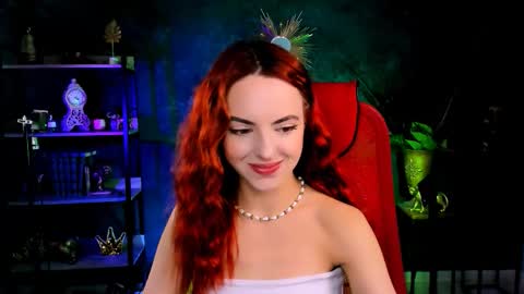 Snapshot of evanellson chatting on September 25, 2025, 8:29 am Eva  online show from September 25, 2025, 8:29 am