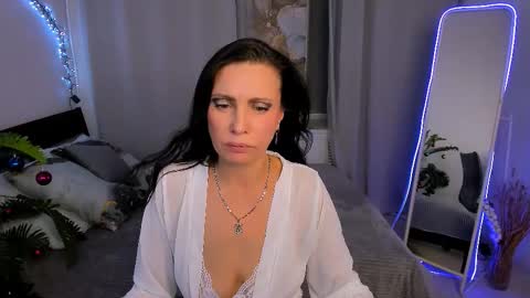 Evanessa online show from January 9, 2026, 5:54 am