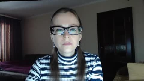 YourMistress online show from April 30, 2026, 8:53 am