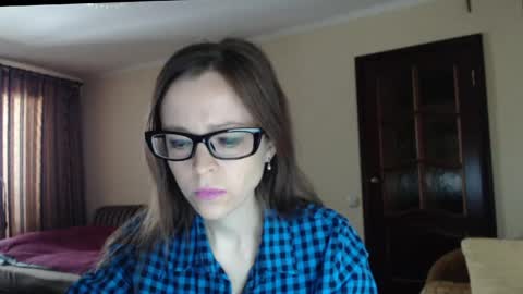 YourMistress online show from May 7, 2026, 8:31 am