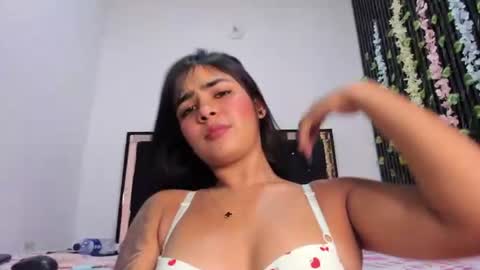 Snapshot of evangeline_sweet4 chatting on June 10, 2026, 7:57 pm EVANGELINE online show from June 10, 2026, 7:57 pm