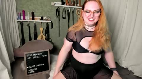 Evan Harlowe online show from September 8, 2025, 11:04 pm