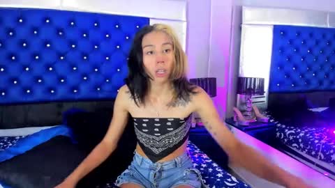 Snapshot of evanllelyne chatting on November 4, 2025, 11:42 am evanllelyne online show from November 4, 2025, 11:42 am