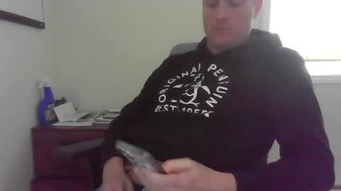 Snapshot of evans008 chatting on April 6, 2026, 6:31 pm EvanS online show from April 6, 2026, 6:31 pm