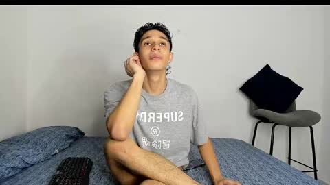 Snapshot of evans_collins24 chatting on February 10, 2026, 12:37 am Evans collins24 online show from February 10, 2026, 12:37 am