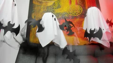 Evan and Susan online show from October 18, 2025, 3:46 pm