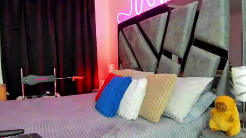 Evan and Susan online show from May 27, 2026, 11:24 pm