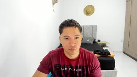 Snapshot of evanss_king chatting on July 21, 2026, 12:29 pm Mateo and Valerio online show from July 21, 2026, 12:29 pm