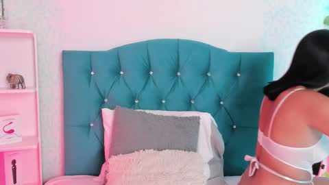 EVARITZ online show from February 21, 2025, 2:50 am