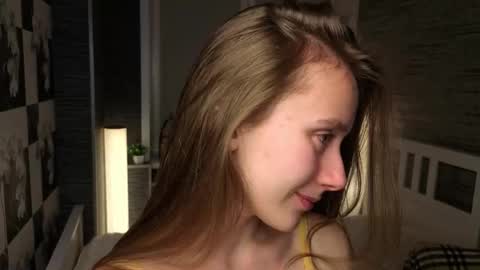 Snapshot of evas_soul chatting on October 1, 2025, 7:31 pm Eva online show from October 1, 2025, 7:31 pm