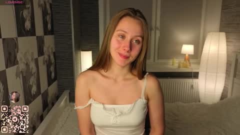 Snapshot of evas_soul chatting on October 15, 2025, 7:14 pm Eva online show from October 15, 2025, 7:14 pm