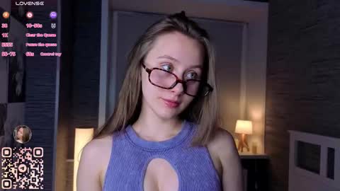 Eva online show from December 13, 2025, 7:53 pm