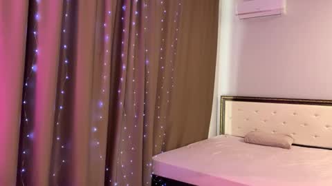 Snapshot of evasweet420 chatting on October 27, 2025, 10:08 am Eva online show from October 27, 2025, 10:08 am