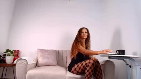  EVA LUNA online show from February 12, 2025, 7:13 pm