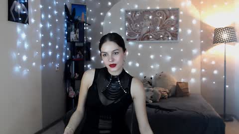 Eva online show from January 24, 2025, 10:41 pm