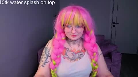 Snapshot of evathewitcher chatting on July 8, 2026, 1:43 am EvaTheWitcher online show from July 8, 2026, 1:43 am