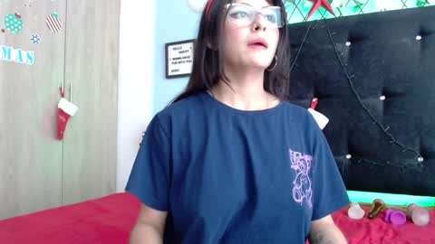 Eva Carter online show from December 20, 2024, 1:00 pm