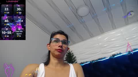  Eva  online show from December 6, 2024, 10:52 pm