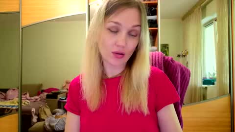 Snapshot of evaxangelova chatting on May 15, 2026, 9:38 am EvaXAngelova online show from May 15, 2026, 9:38 am