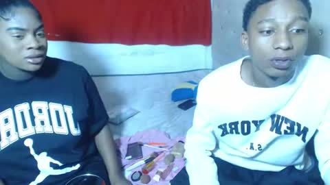 Eva And Emmanuel online show from June 21, 2026, 10:56 pm