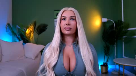 Eva online show from May 10, 2026, 10:42 am