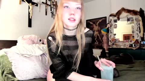 Goddess Eve online show from December 23, 2025, 12:19 am