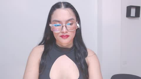 Eve Rox18 online show from May 3, 2026, 10:49 pm