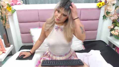 Snapshot of evee_s chatting on February 17, 2026, 3:25 am eve online show from February 17, 2026, 3:25 am