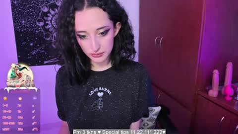 Eve Jane  online show from December 28, 2024, 10:55 pm