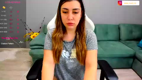 eveeevian online show from June 20, 2026, 12:08 pm
